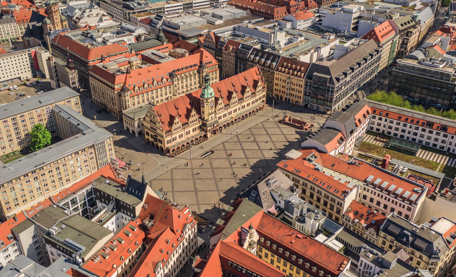 Leipzig entdecken Zoo, Altstadt & Passagen, Tagesfahrt mit Vogel-Omnibus